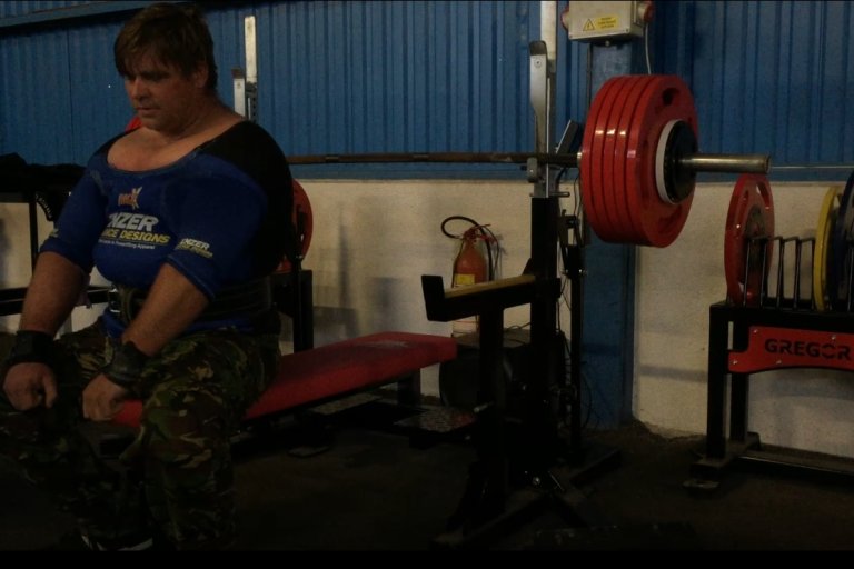 Bench press lavice