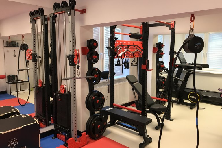 Garage Gym 011