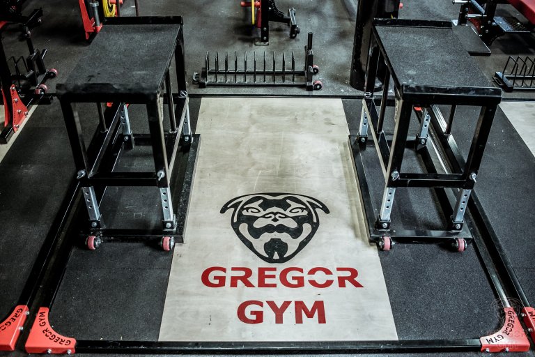 Weighlifting Gym